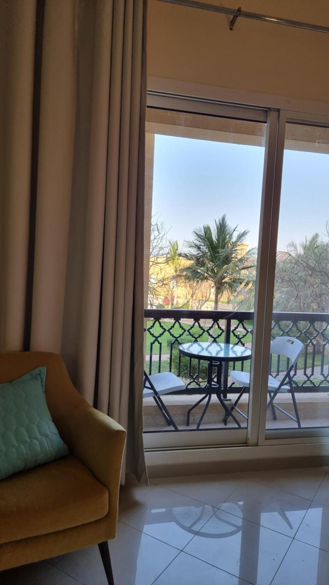 Apartment Near The Sea